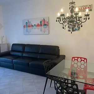 Casa Gr , Milano Italia